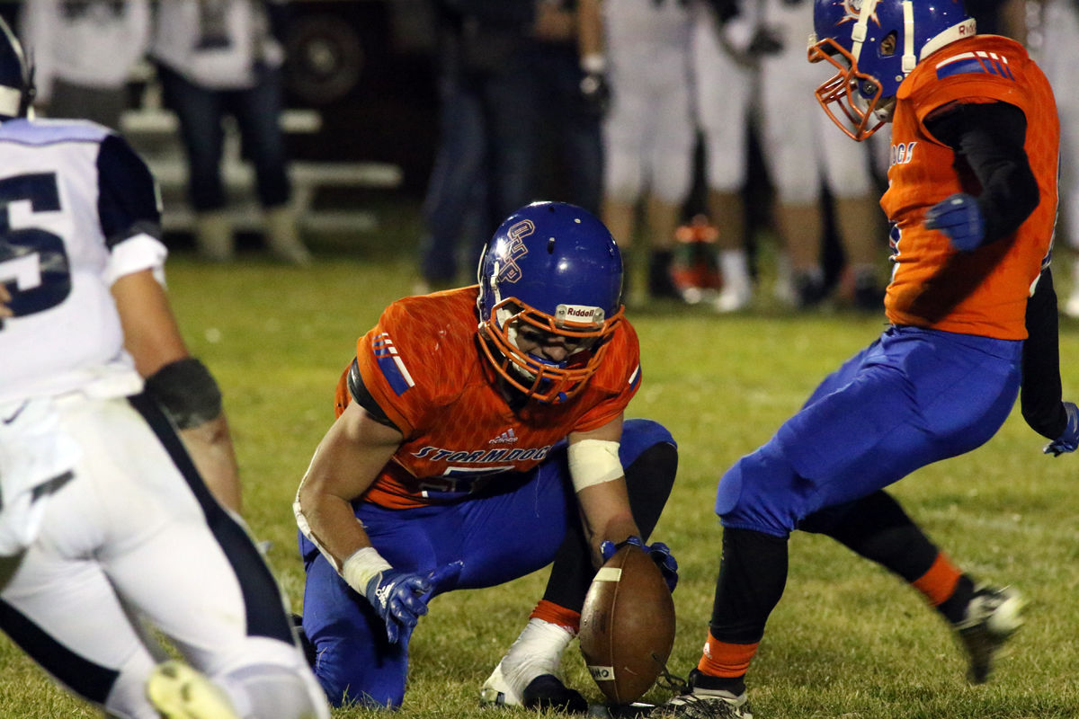 Osceola High Plains FB vs Cross County (28).JPG